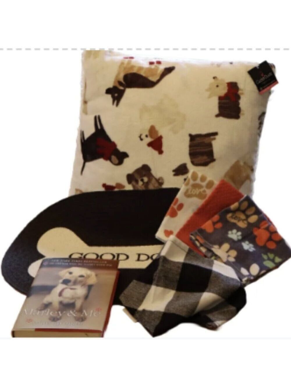 much loved book, a cozy pillow, a black checked bandana - Picture 1 of 1
